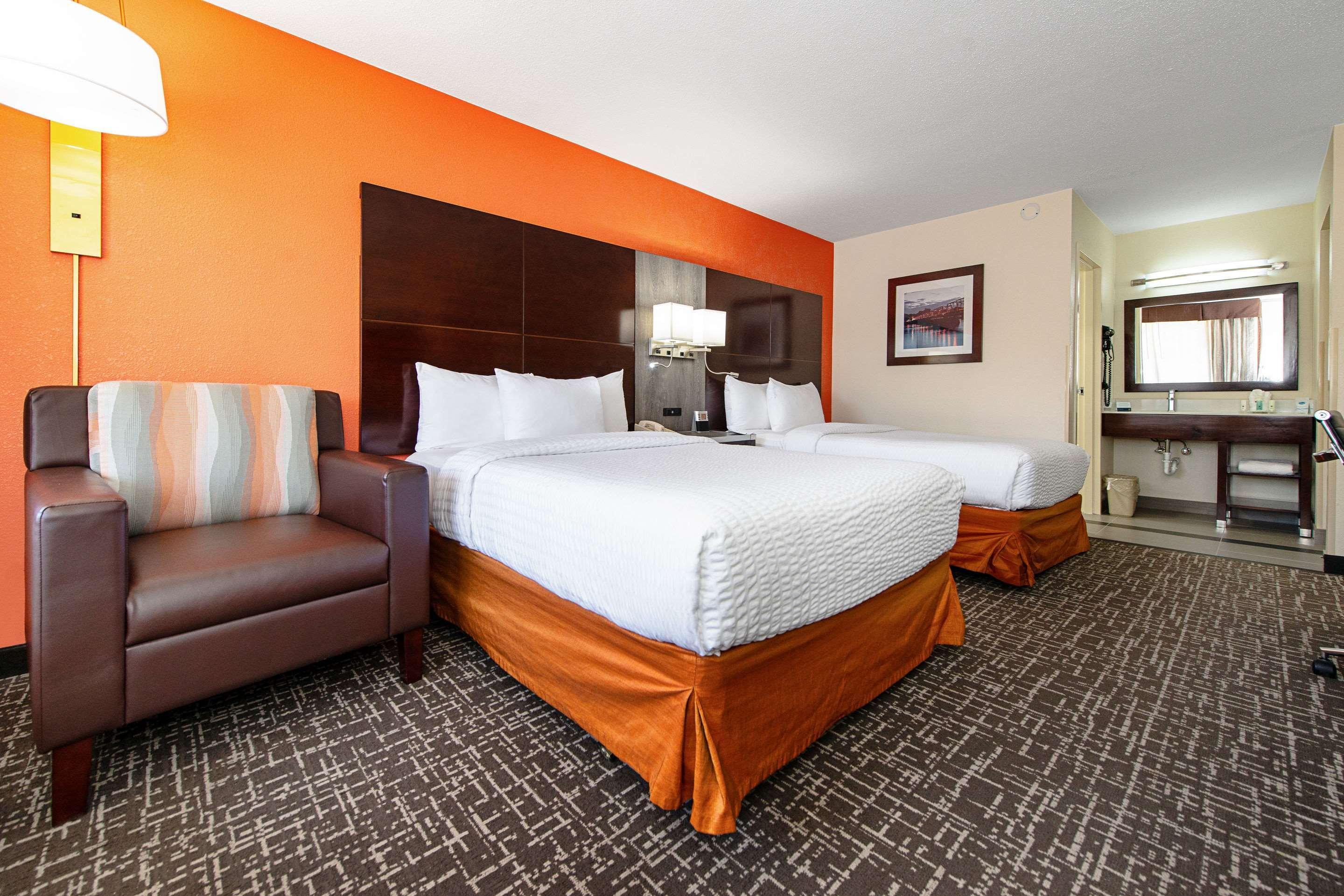 & Hotel